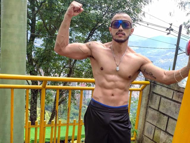 DimitriRivas - Live sexe cam - 10212163