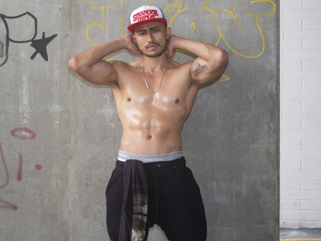 DimitriRivas - Sexe cam en vivo - 10212499