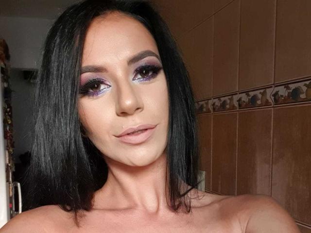 NadiaCaprice - Live Sex Cam - 10215031