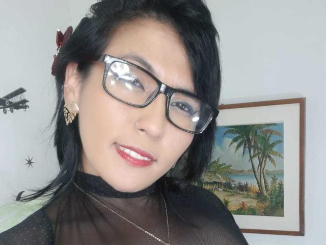 GiselleLacout - Live sex cam - 10243383