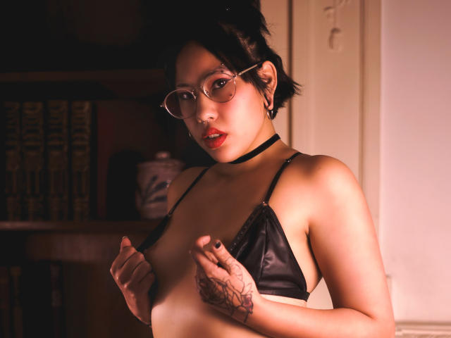 YokoReese - Sexe cam en vivo - 10243767