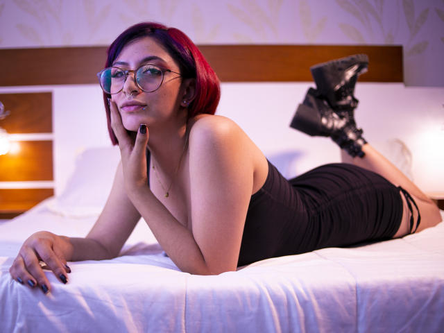 EvelinCortez - Live porn &amp; sex cam - 10261903