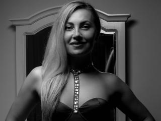 LeyaKent - Live sexe cam - 10275711