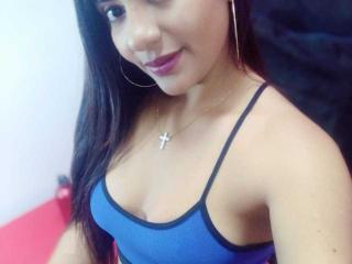 ZoeMultiSquirt - Live Sex Cam - 10300047