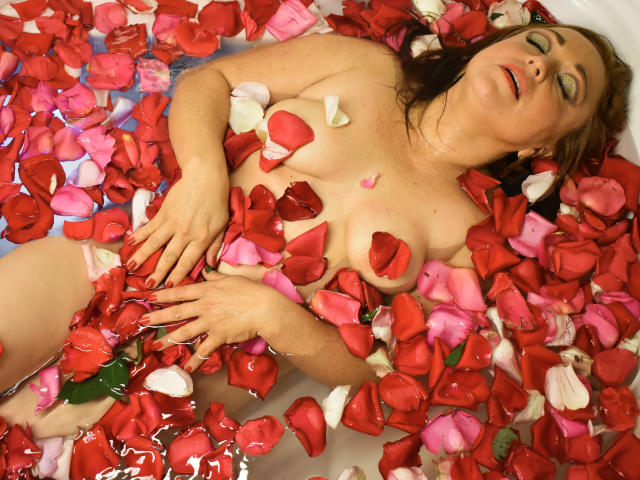 EmmaCollinns - Live porn &amp; sex cam - 10301483