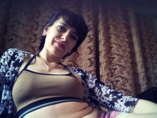 DiamondLeona - Sexe cam en vivo - 10324755