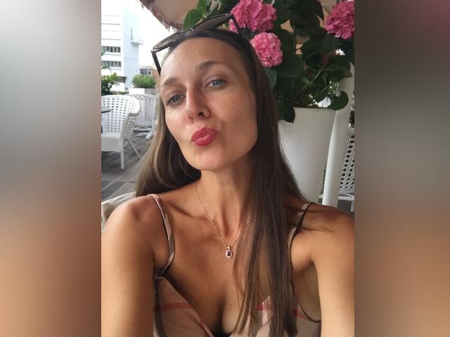 LilyOCute - Sexe cam en vivo - 10328663