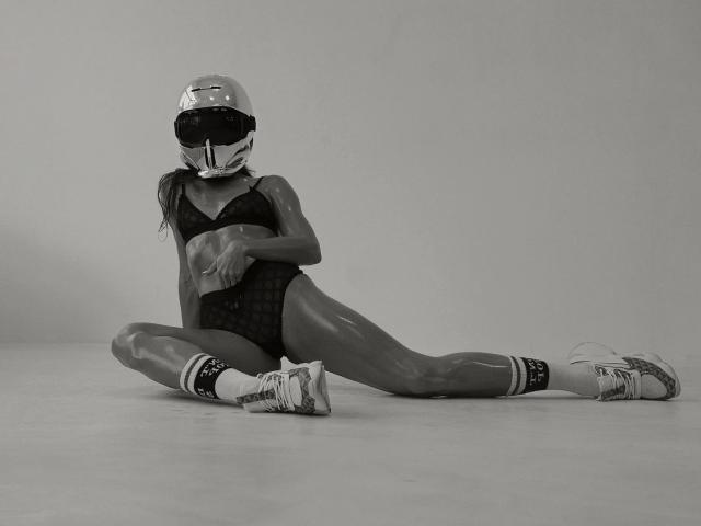 SilenaSiren - Live sex cam - 10348923