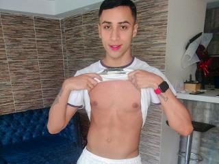 AlanHugeDick - Live sex cam - 10353487