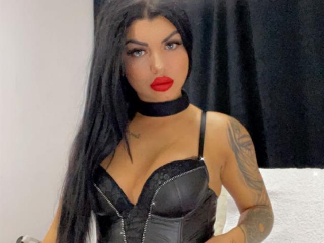 MichelleSquirts - Live sex cam - 10361523