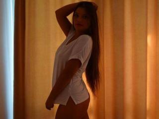 Adelyn - Live Sex Cam - 10362979