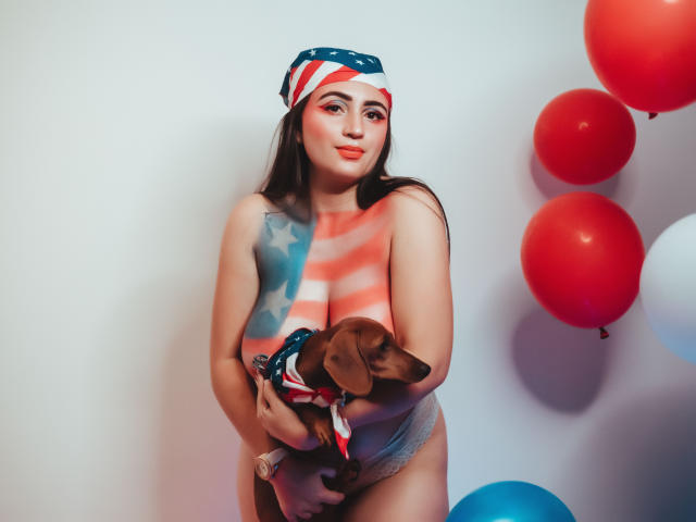 YessikaWllard - Live sex cam - 10388263