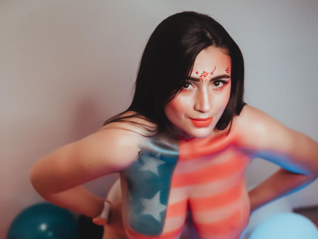 YessikaWllard - Live Sex Cam - 10388267