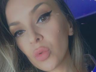 SophieDeee - Live Sex Cam - 10401551