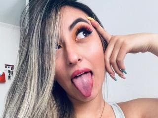 SabrinaMontana - Live porn & sex cam - 10402959
