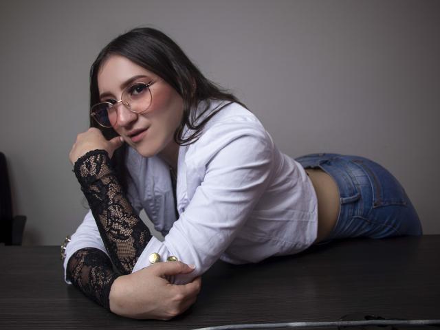 MartinaRichard - Live sex cam - 10403207
