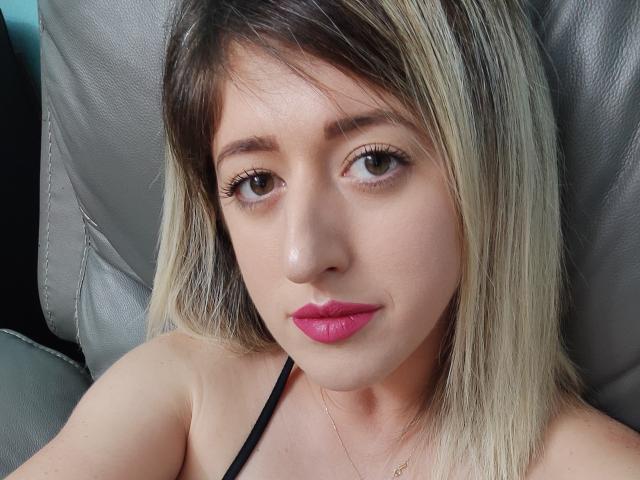 SweetDeliaa - Sexe cam en vivo - 10404651