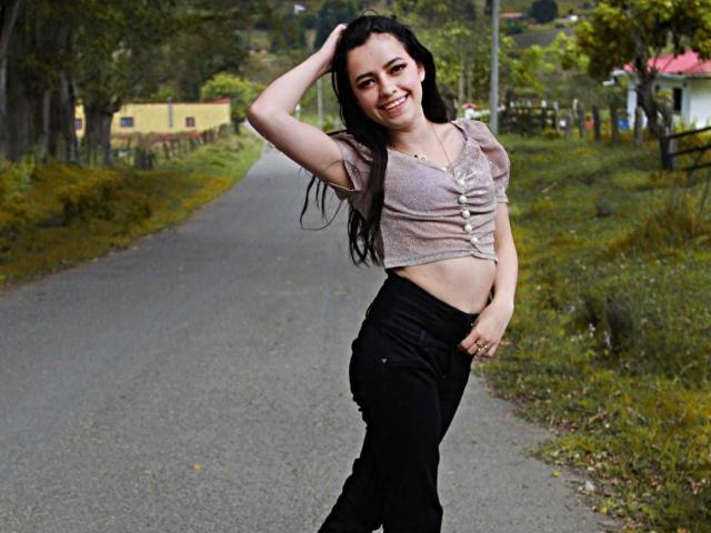 EmysSweet - Sexe cam en vivo - 10405531