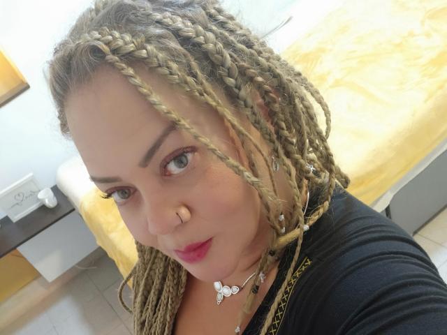 AmaiaRox - Live sex cam - 10408231