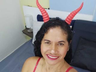 AmandaMonroe - Live porn & sex cam - 10410631