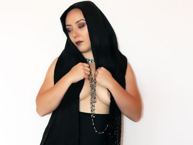 Alyah - Live sex cam - 10411651