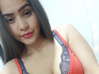 PrettyAdelinee - Live porn &amp; sex cam - 10413107