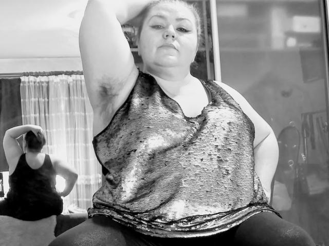 KaryQueen - Live porn &amp; sex cam - 10413327