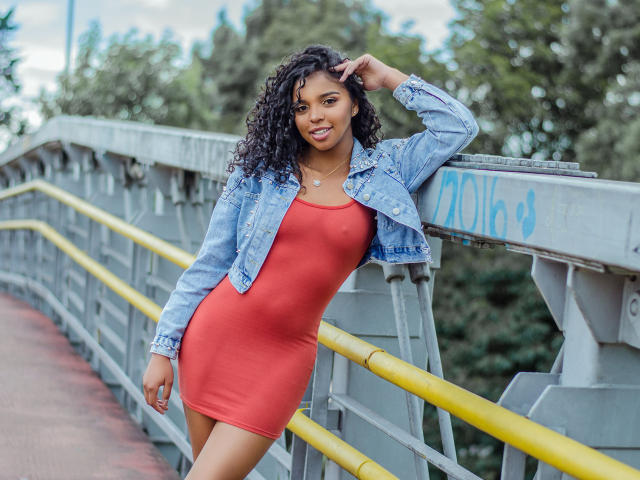 LisaMendez - Sexe cam en vivo - 10414543