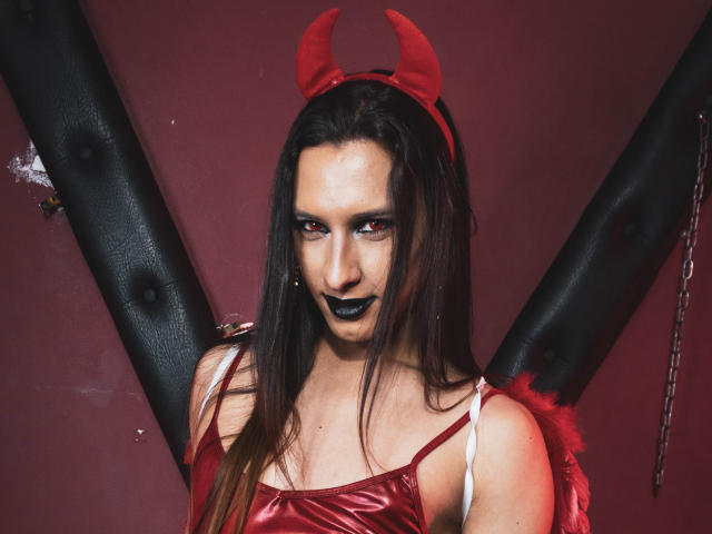 DangerousBiaX - Live sexe cam - 10417415