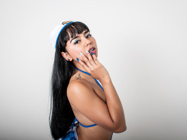 IsaCastro - Live sex cam - 10421539