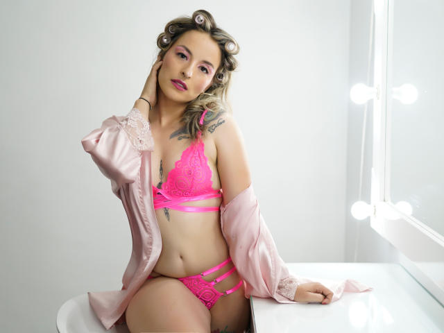 JuliethCooper - Sexe cam en vivo - 10424687