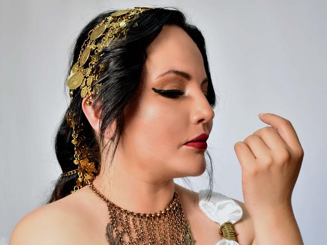 AlejaCurvy - Sexe cam en vivo - 10429379