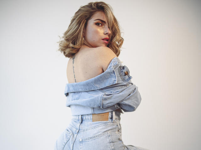 MiaRosee - Sexe cam en vivo - 10448679