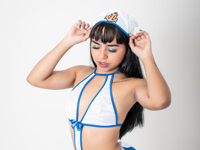 IsaCastro - Live sex cam - 10462819