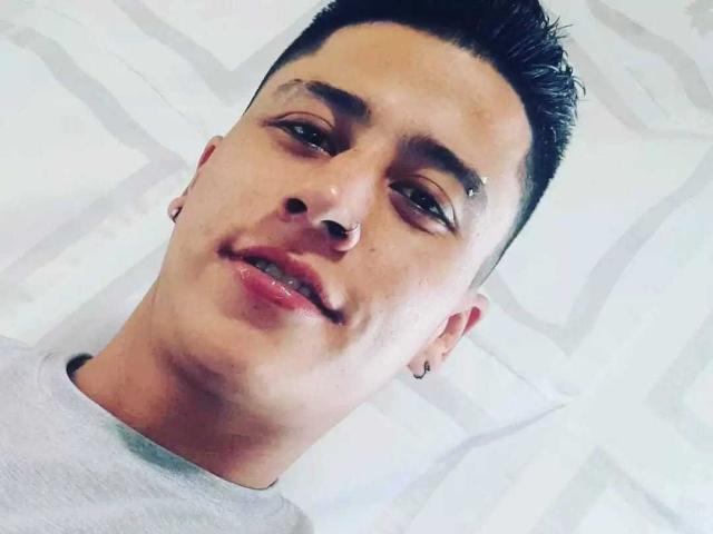 MarceLinio - Live Sex Cam - 10488943
