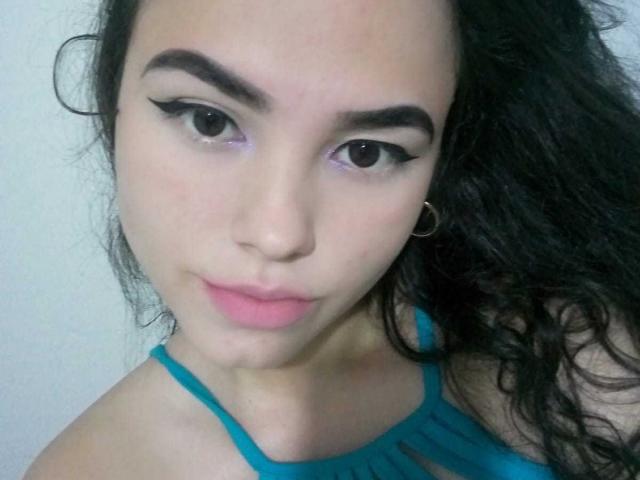 AntonelZag - Live sex cam - 10514511