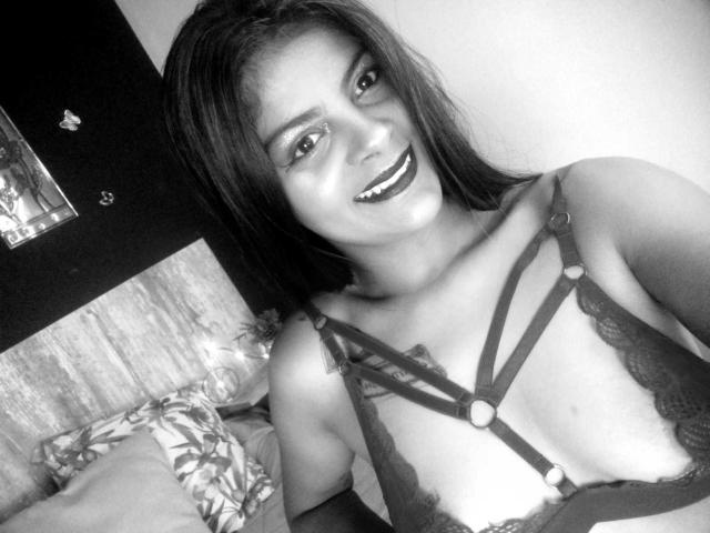 SashaAstonn - Live porn &amp; sex cam - 10520027