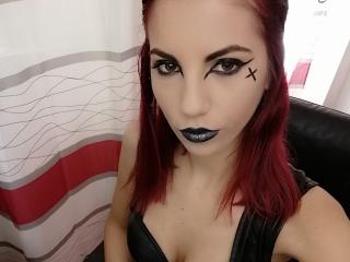 MissRebeccaRedd - Live porn & sex cam - 10547059