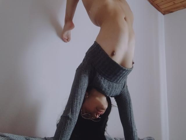 EmilyHottest - Live sex cam - 10548987