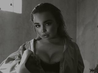 WarmNaomy - Sexe cam en vivo - 10574311