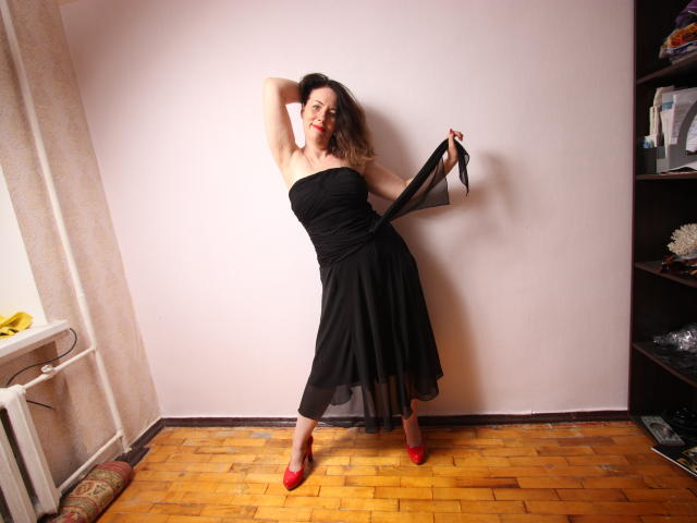 BethShine - Live sex cam - 10588795
