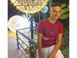 AlbertoHoty - Live sexe cam - 10598639