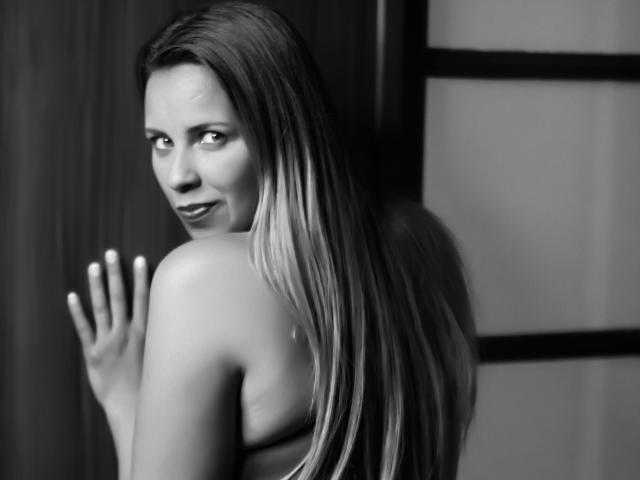 MariamBellow - Sexe cam en vivo - 10611675