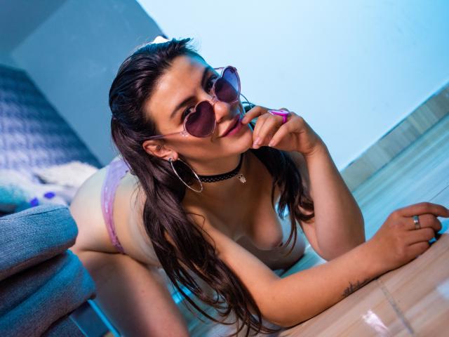 CandyWee69 - Live porn &amp; sex cam - 10613867