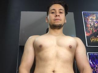 CornelioHot - Live sex cam - 10617651