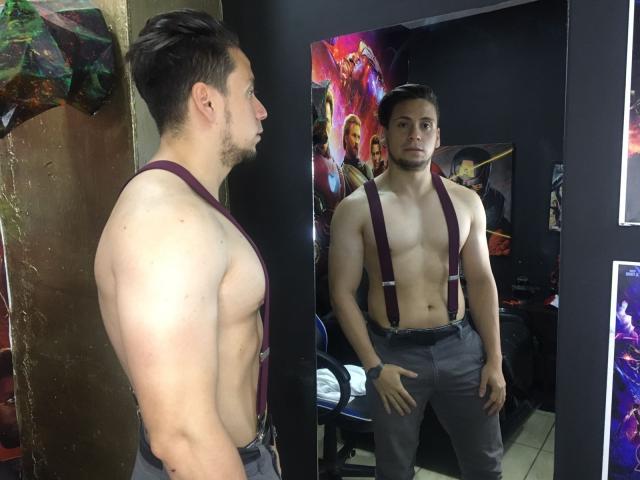 CornelioHot - Live sex cam - 10617655