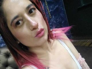 IsabellaVelez - Live Sex Cam - 10620231