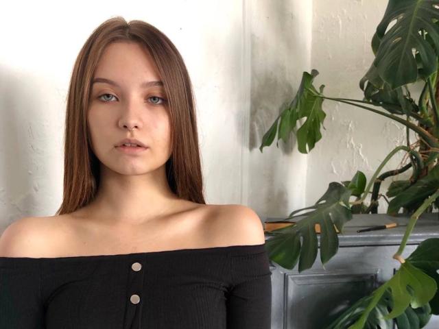 SofiaMattews - Live sex cam - 10642859