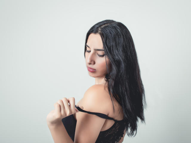 ErikaSweetX - פורנו בשידור חי ומצלמת סקס - 10663363