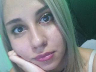 LeslyHoot - Live sexe cam - 10672223